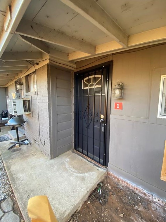 1705 Chris Craft Dr, Grapevine, TX 76051-2996
