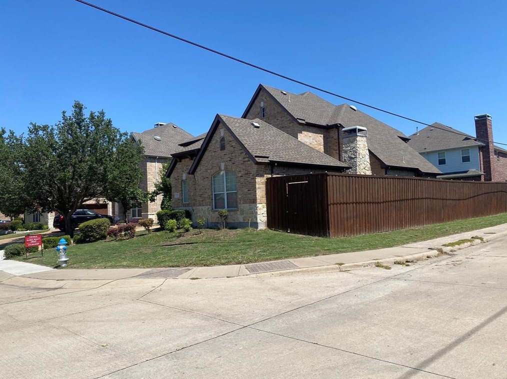 825 Lotus Dr, Richardson, TX 75081