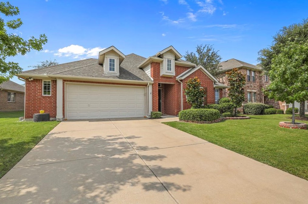2348 Morning Dew Dr, Oak Point, TX 75068