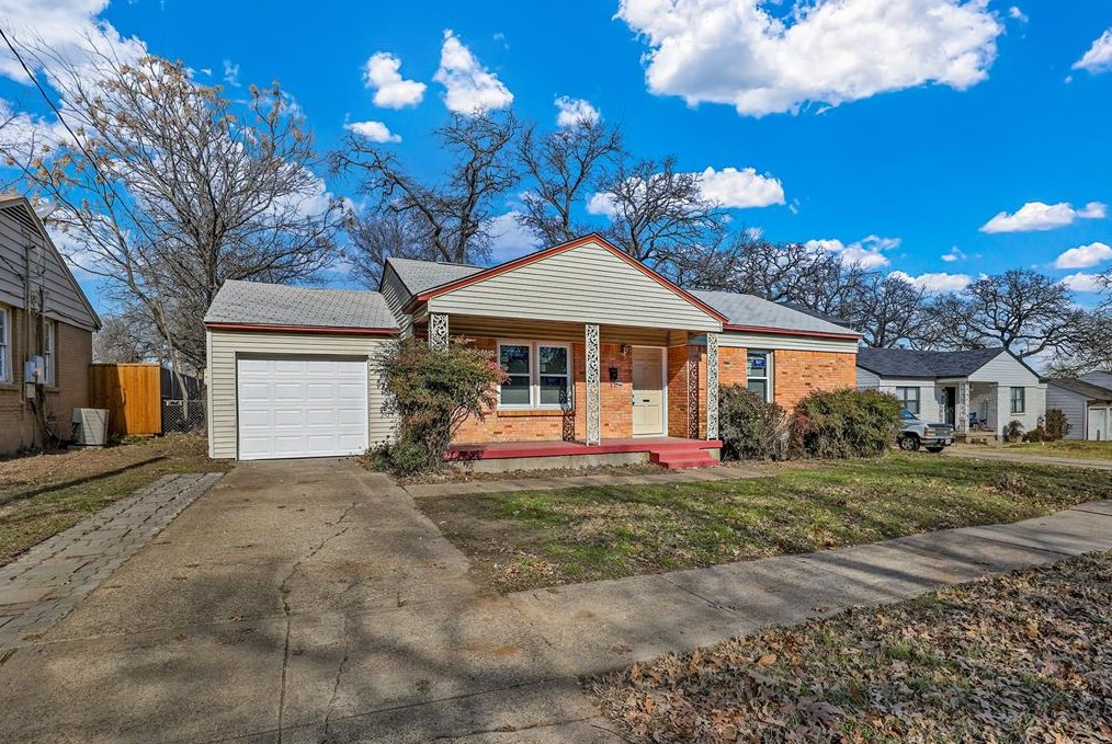 121 W 14th St, Irving, TX 75060