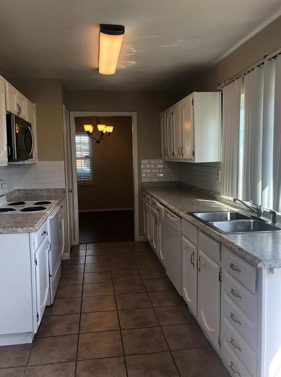 640 Priscilla Ln, Desoto TX  75115-5521 exterior