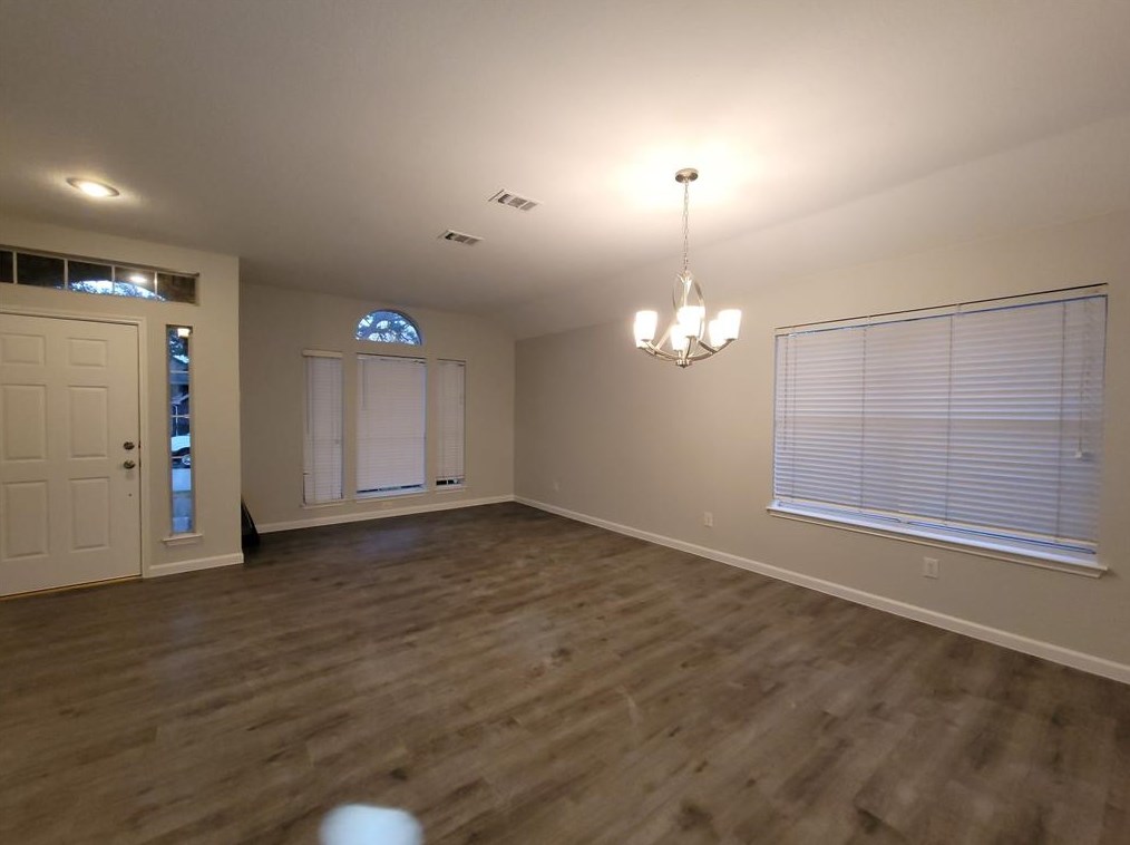 7121 Hillshire Ln, Garland, TX 75048