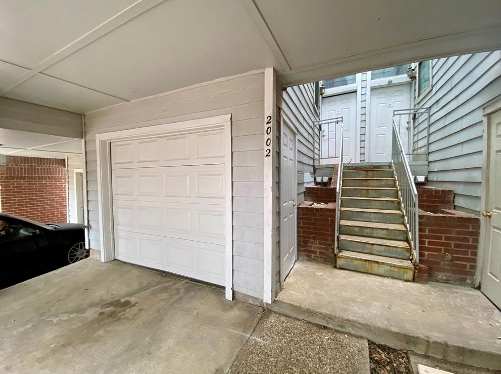 9823 Summerwood Circle #2002, Dallas, TX 75243