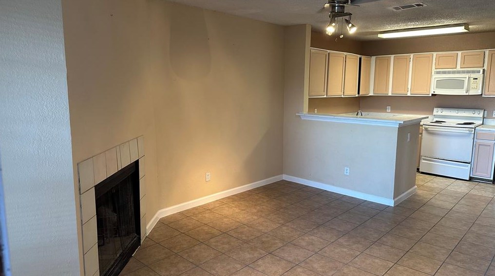 6108 Abrams Rd #617, Dallas, TX 75231