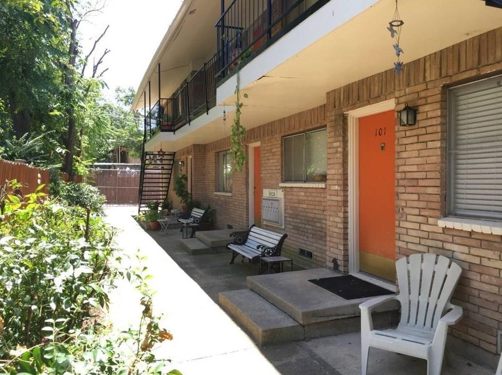 5826 Victor St #202, Dallas, TX 75214