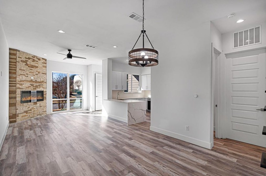 9495 Timberleaf Dr, Dallas, TX 75243