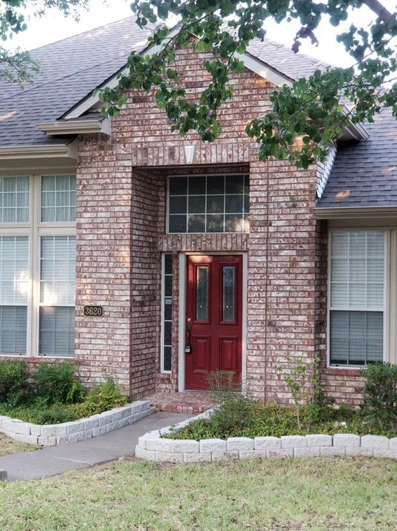 3620 Field Stone Dr, Carrollton TX  75007-2788 exterior