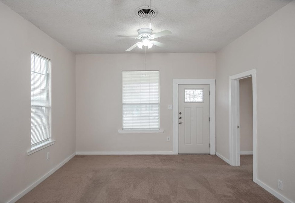 4828 Gordon Ave, Fort Worth, TX 76115
