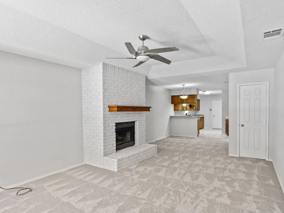 1819 Crooked Ln #b, Fort Worth, TX 76112