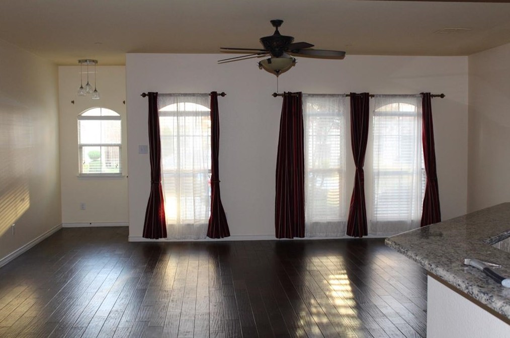 4233 Comanche Dr, Carrollton, TX 75010