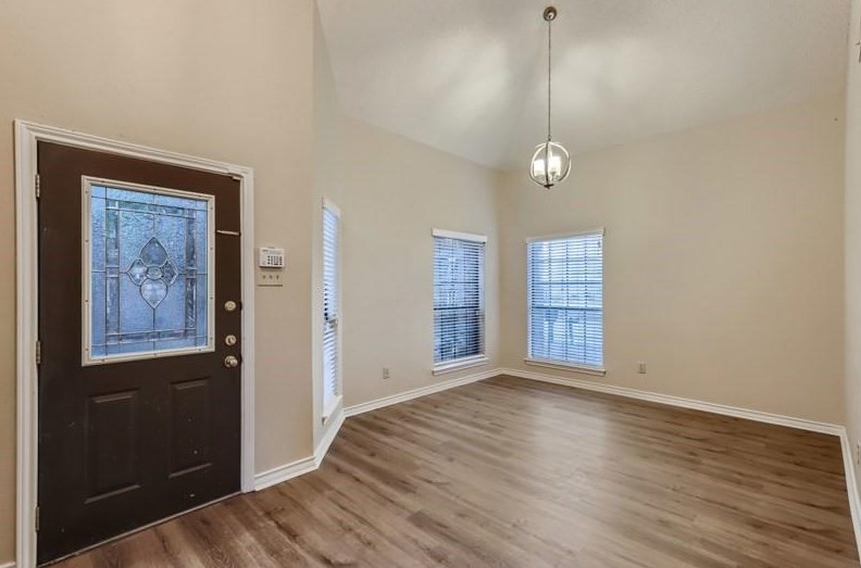 18910 Whitewater Ln, Dallas, TX 75287