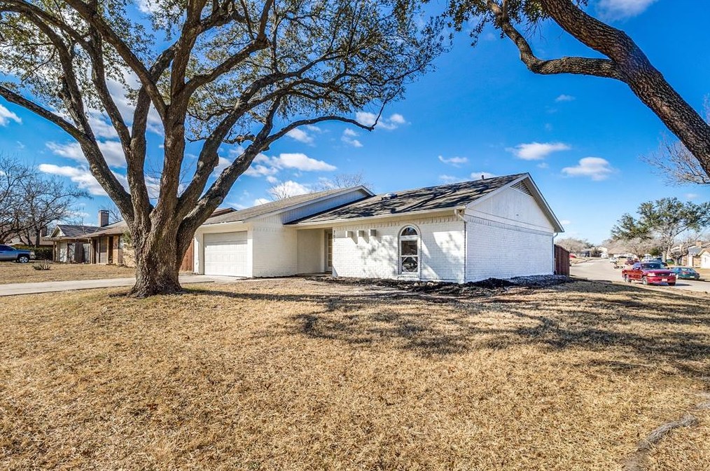 701 Via Del Rey, Mesquite, TX 75150-3021
