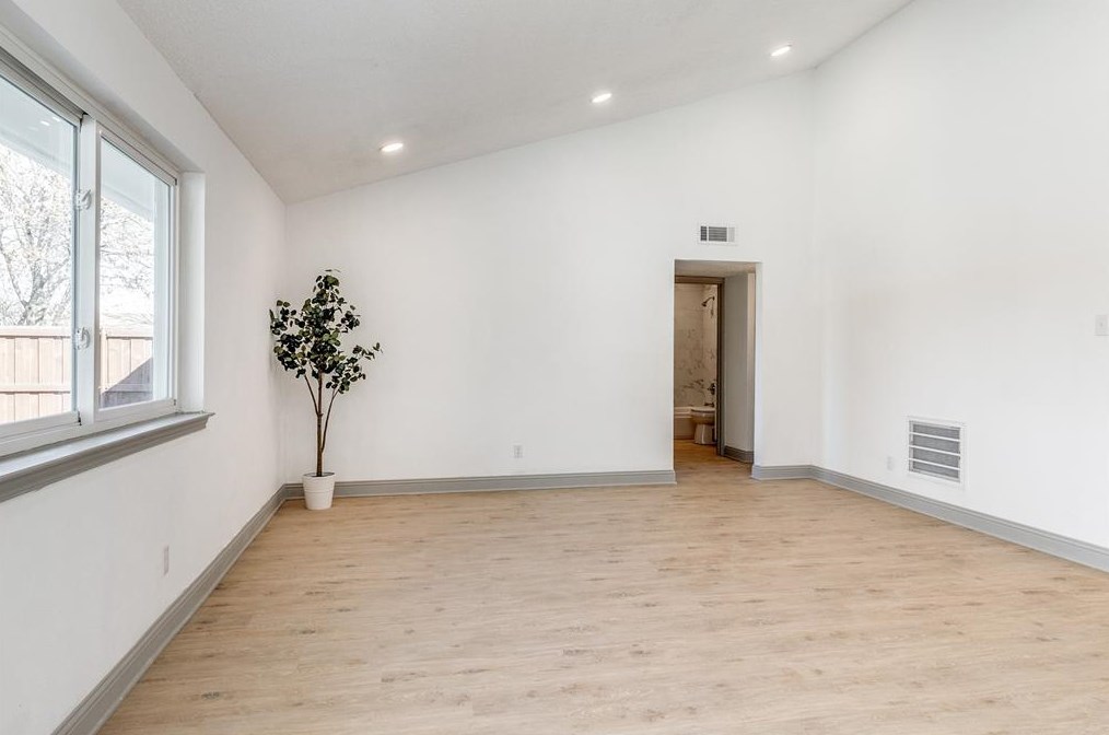 701 Via Del Rey, Mesquite TX 75150-3022 exterior