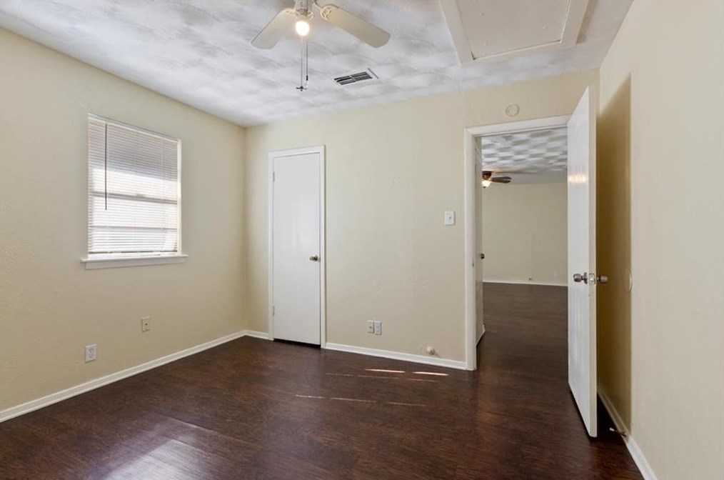1025 G Ave, Plano TX  75074-6846 exterior