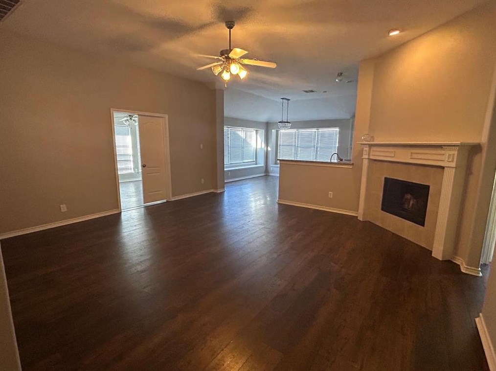 1413 Augusta Dr, Aubrey, TX 76227