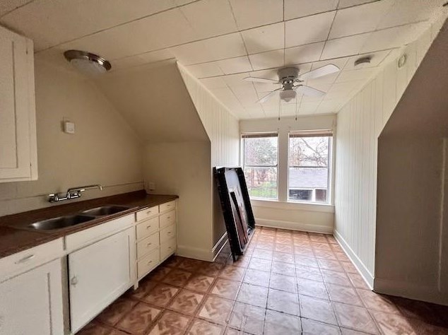 1530 W 4th Ave Apt C, Corsicana, TX