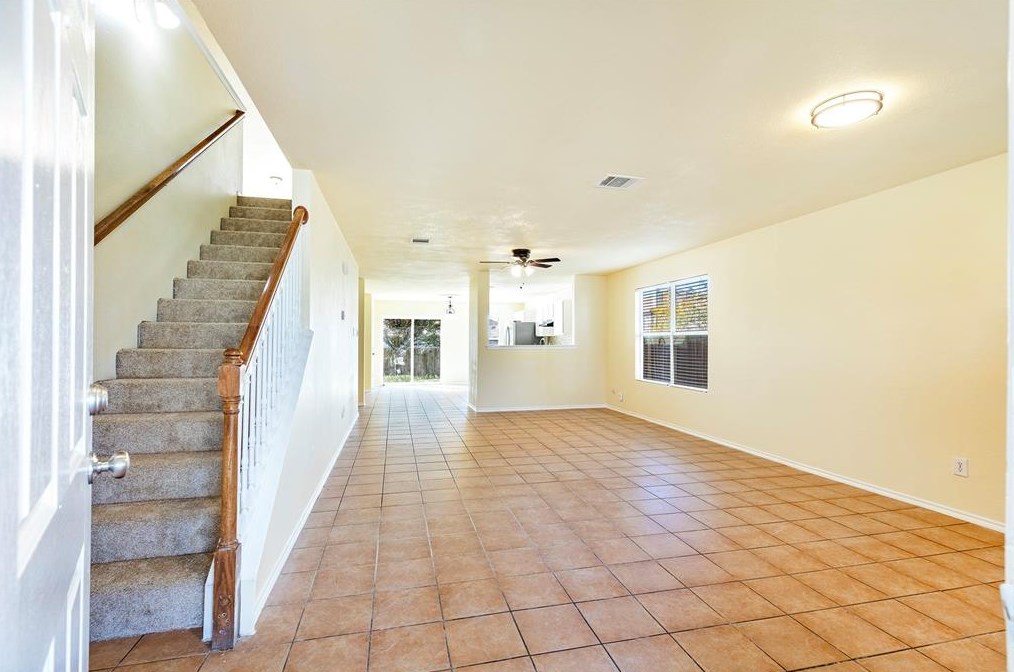 305 Allenwood Dr, Fort Worth, TX 76134