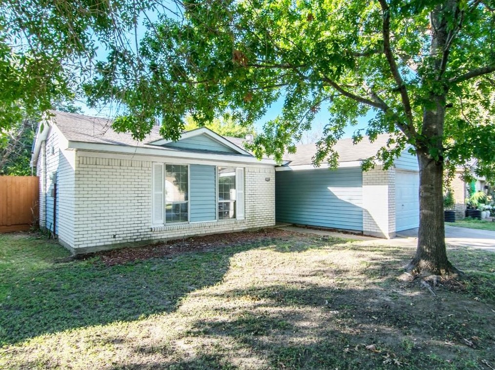 12104 Bishop Dr, Mesquite, TX 75180