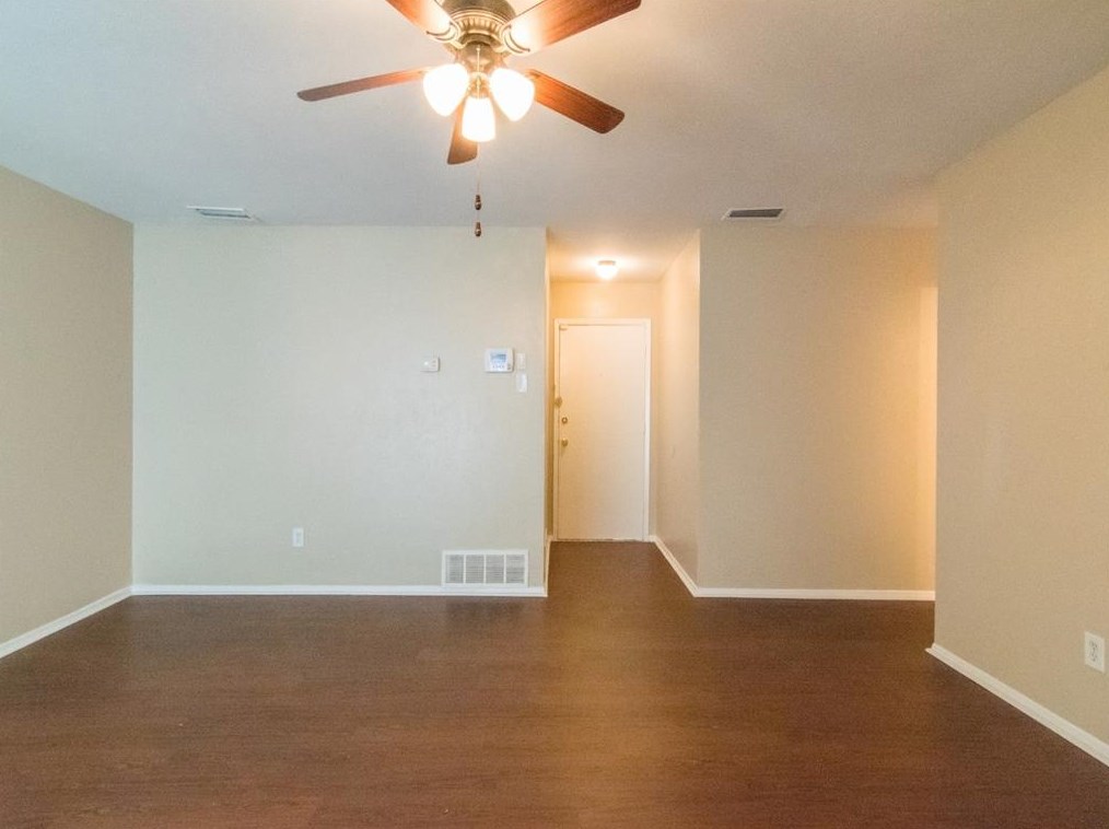 12104 Bishop Dr, Mesquite TX  75180-3316 exterior