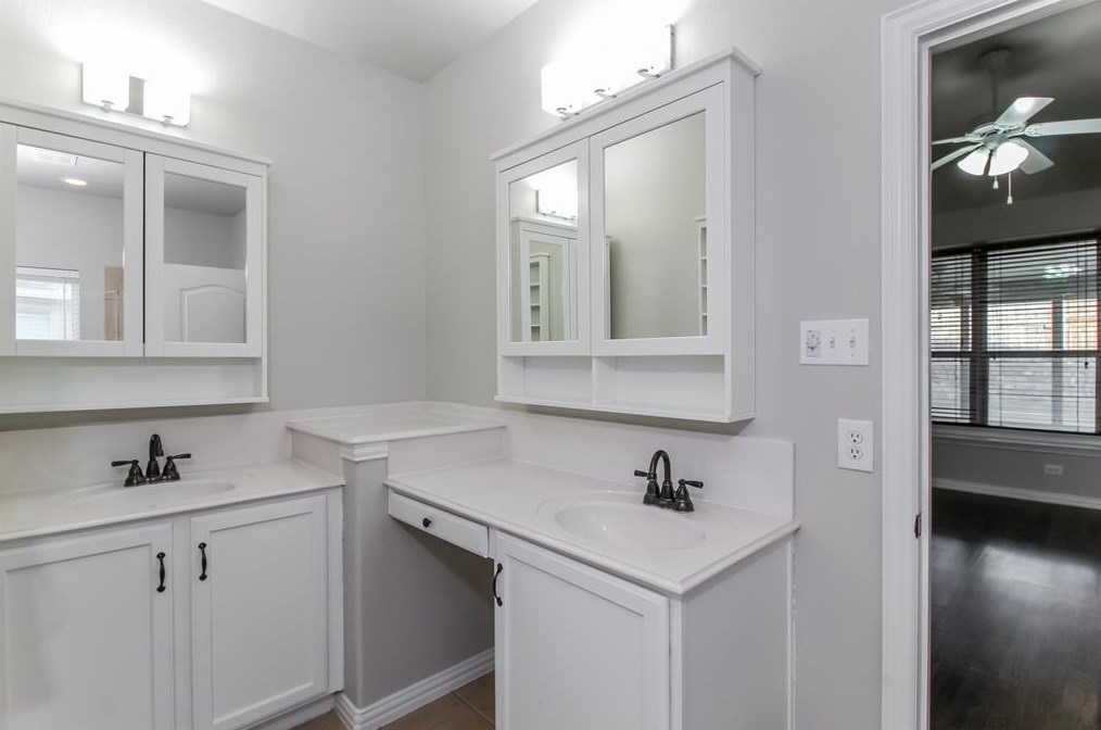 4325 Thorp Ln, Keller TX  76244-5892 exterior