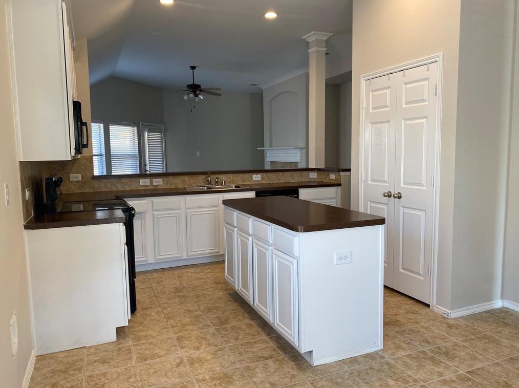 5208 Blackelm Dr, Mckinney TX  75071-6269 exterior