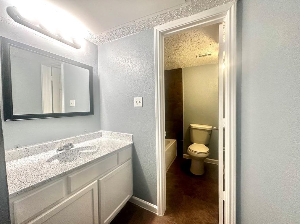 9829 Walnut St #107, Dallas, TX 75243