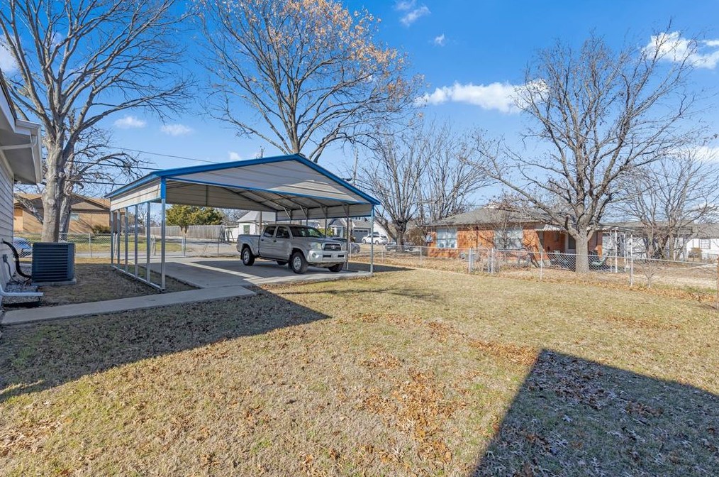 1008 White Ave, Mckinney TX 75069-1750 exterior