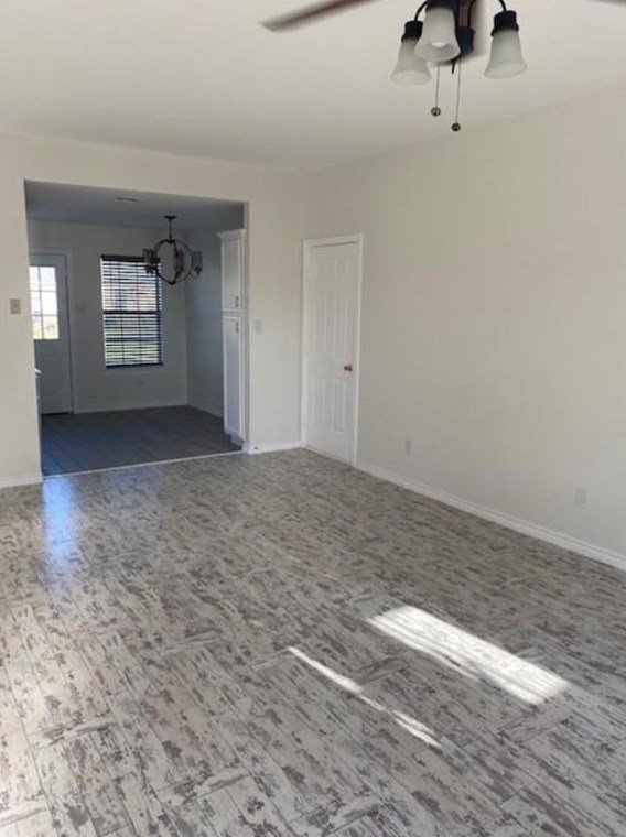 210 Windjammer Rd, Gun Barrel City, TX 75156