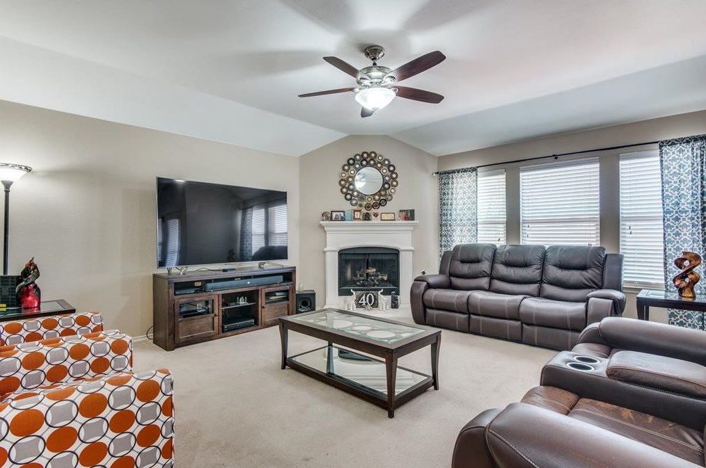 1017 Golden Bear Ln, McKinney, TX 75070