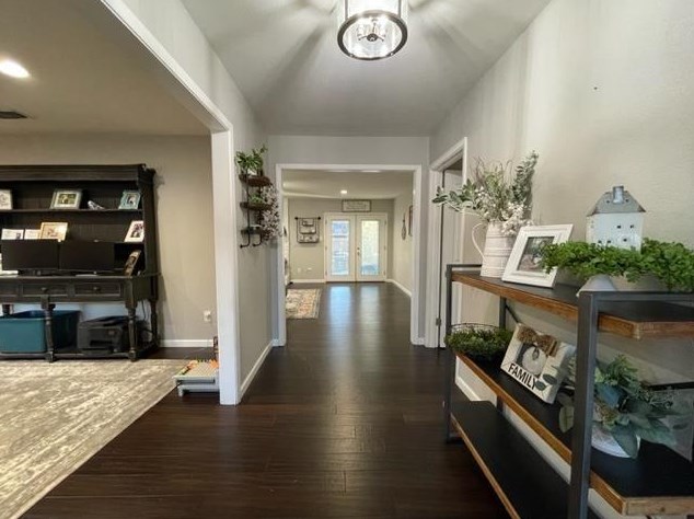 660 Twin Oaks, Paris, TX 75460