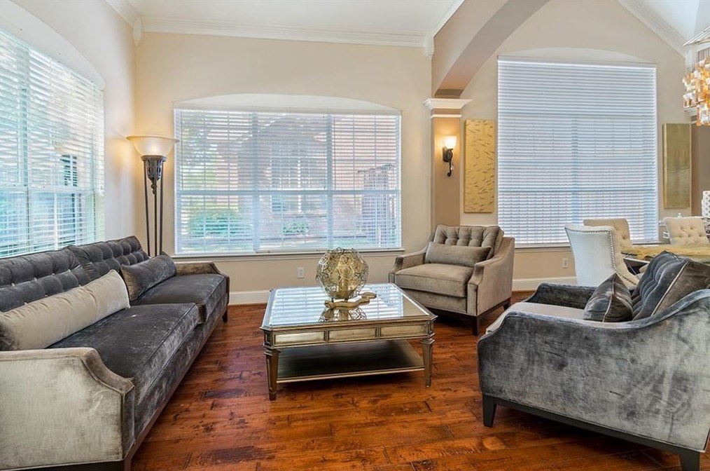 17804 River Chase Dr, Dallas TX  75287-6267 exterior
