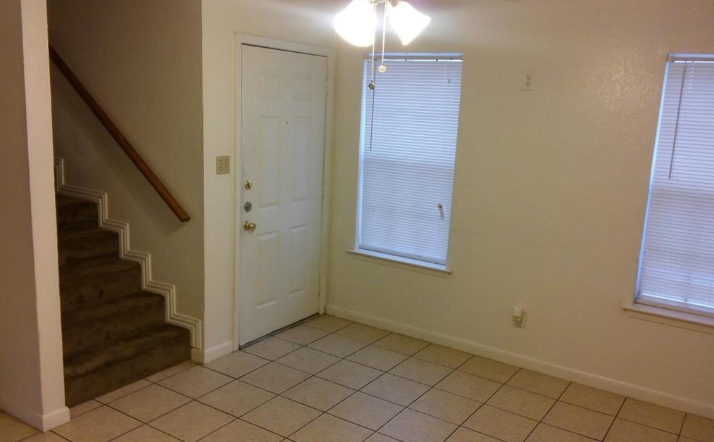 811 W Walnut St #a102, Celina, TX 75009