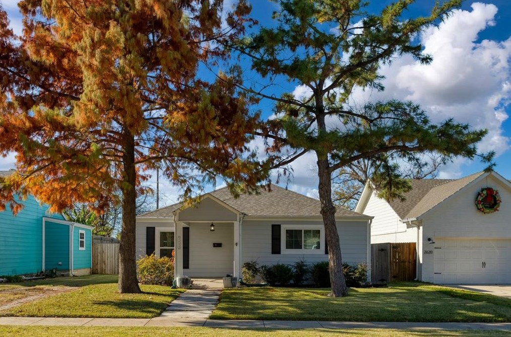 2624 Ryan Ave, Fort Worth, TX 76110