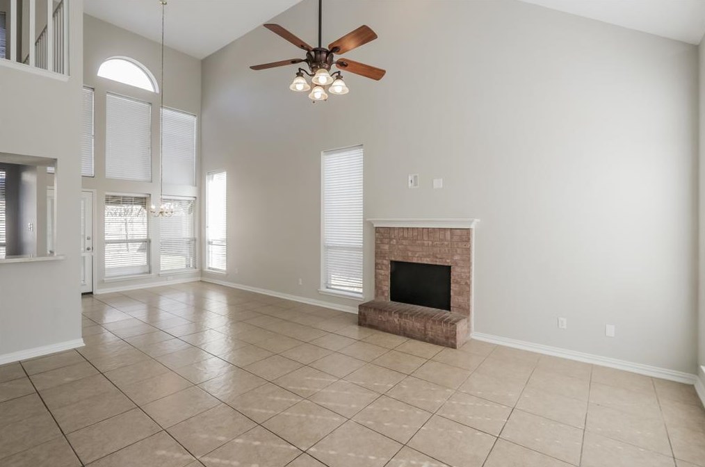 112 Forestwood Dr, Forney TX  75126-4915 exterior