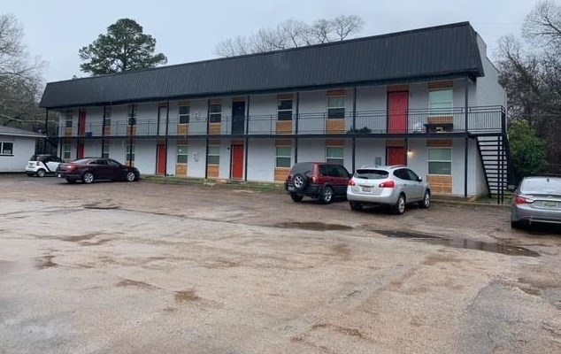 429 Johnson St, Longview TX  75602-4261 exterior