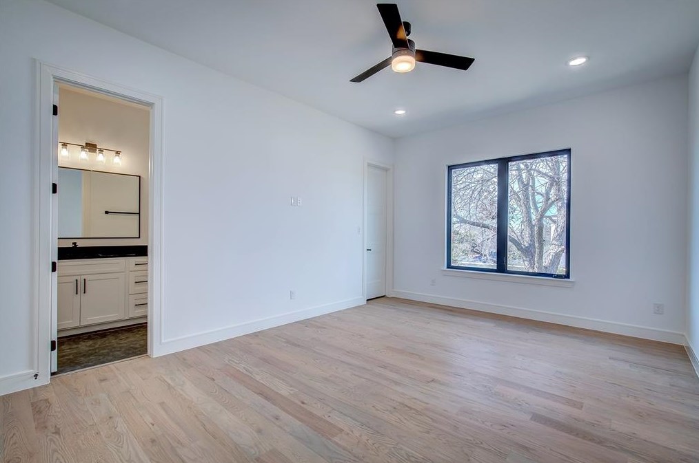 4530 Stigall Dr, Dallas TX 75209-3854 exterior