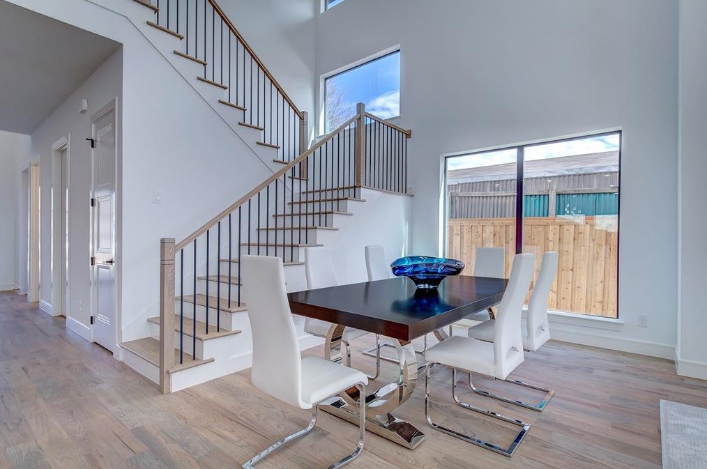 4530 Stigall Dr, Dallas TX 75209-3854 exterior