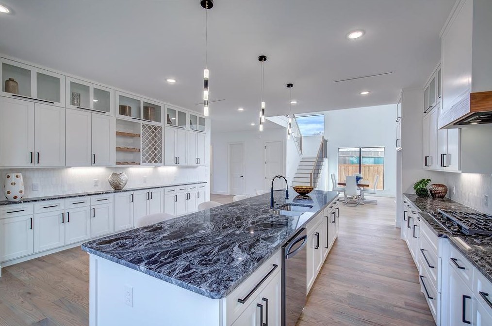 4530 Stigall Dr, Dallas TX 75209-3854 exterior