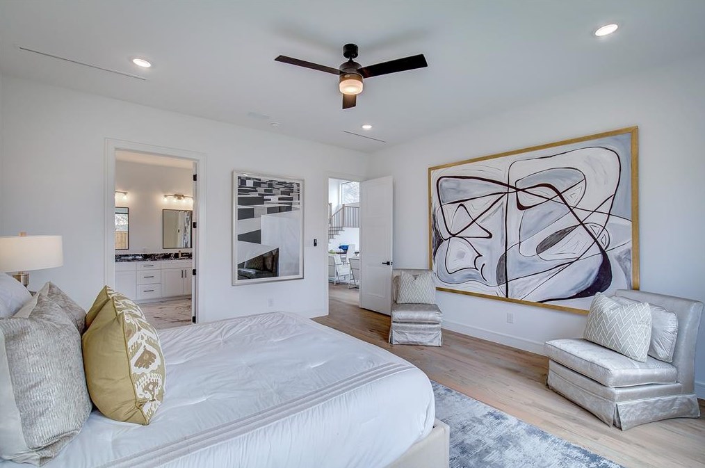 4530 Stigall Dr, Dallas TX 75209-3854 exterior