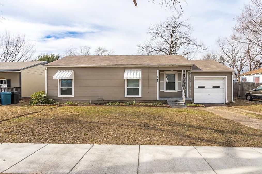1038 Tamara Ln, Grand Prairie, TX 75051
