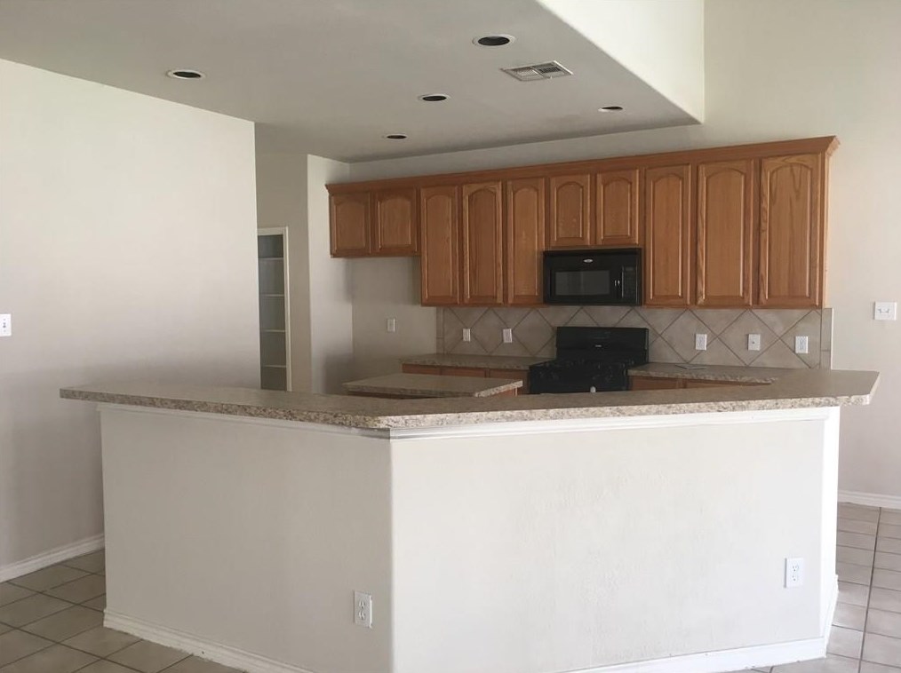 8304 Hitching Trl, McKinney, TX 75070