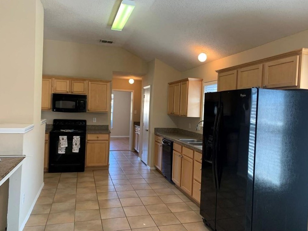 3105 Eagle Mountain Dr, St Paul, TX 75098