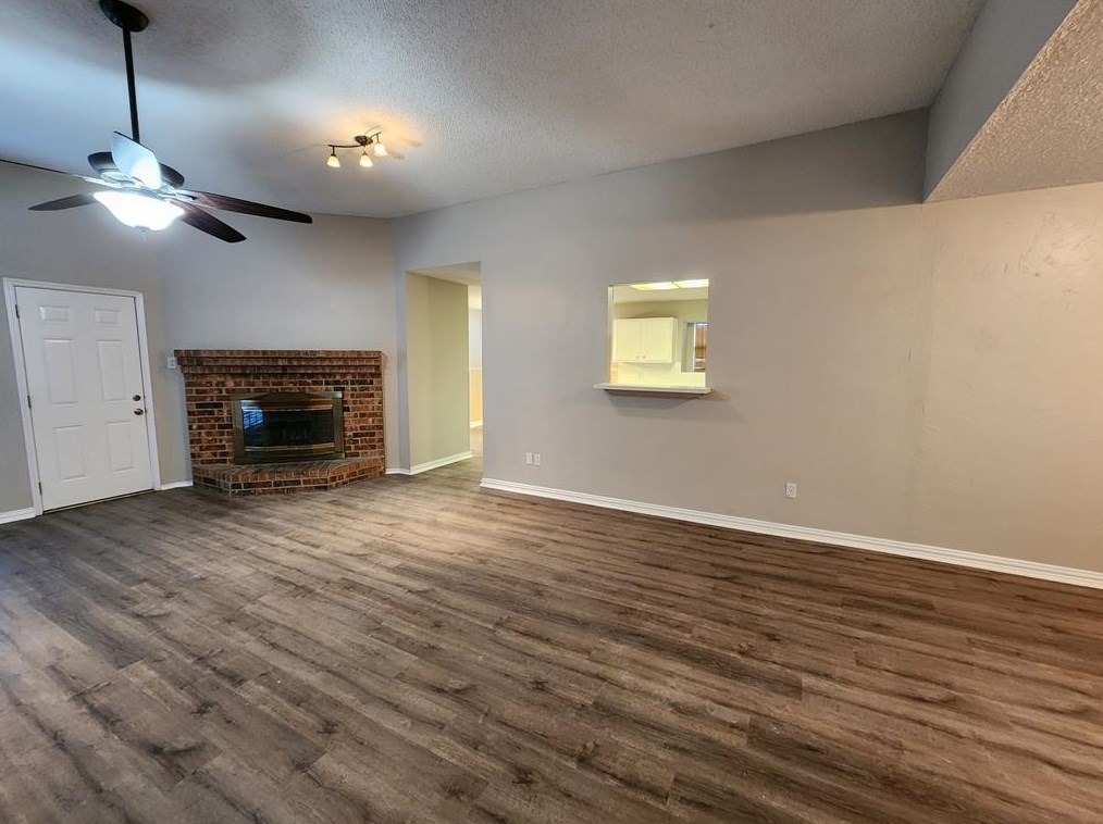 2525 Brushwood Ln, Mesquite TX  75150-4959 exterior