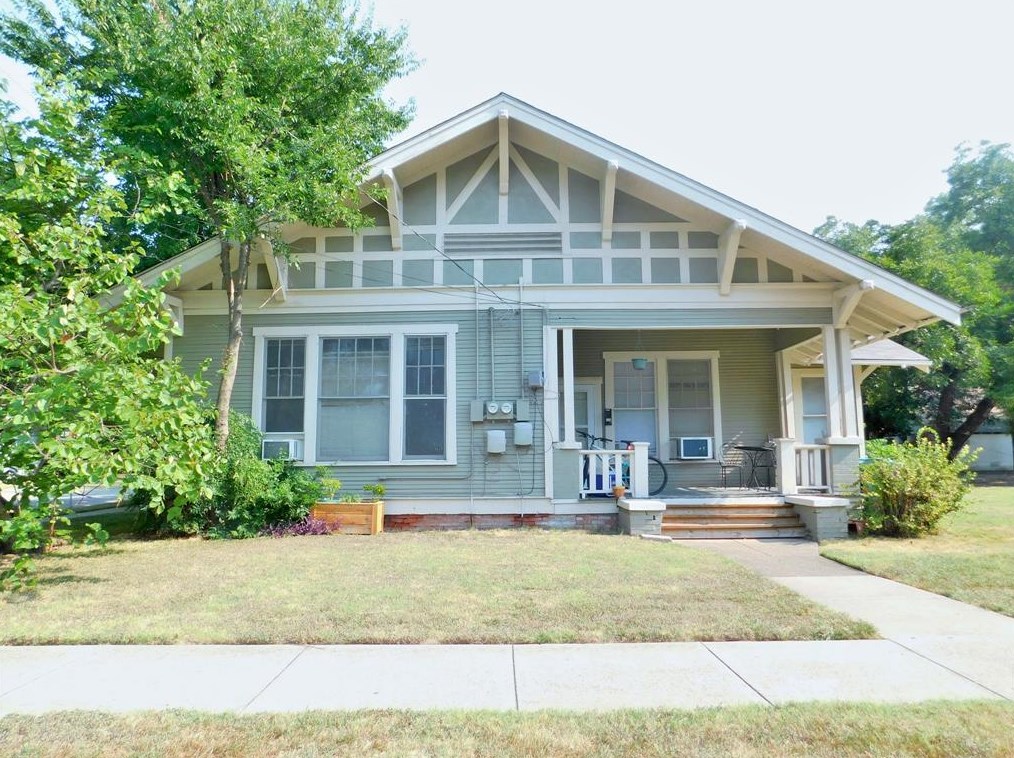 203 Sawyer Ave #b, Denton, TX 76201
