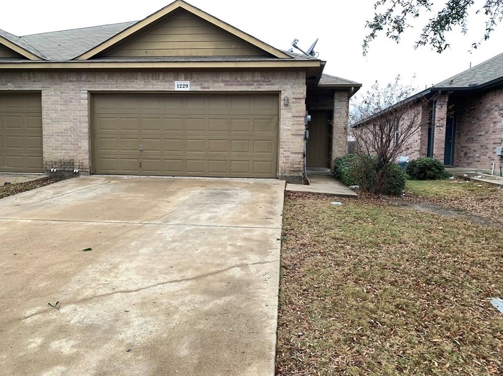 1229 Redman Ave, Mesquite, TX 75149