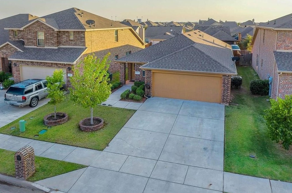1317 Alder Tree Ln, Royse City, TX 75189