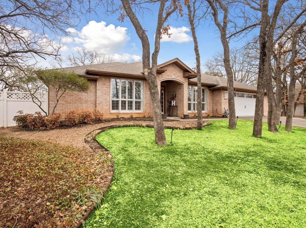 5303 Tioga Ct, Granbury, TX 76049