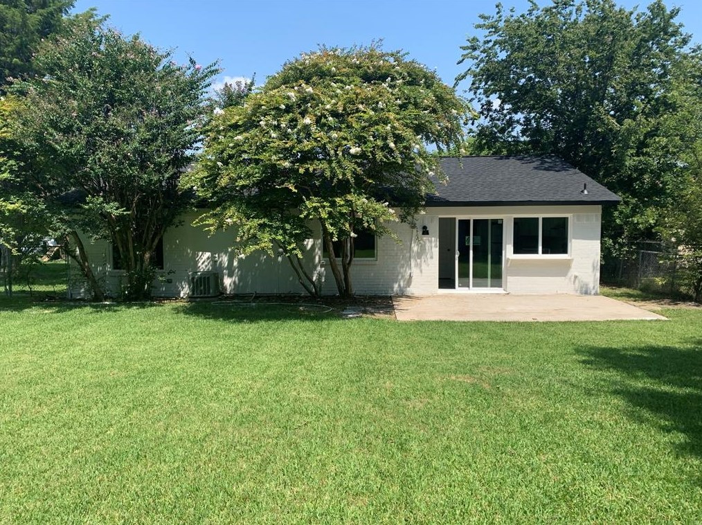 1222 Cove Dr, Garland, TX 75040