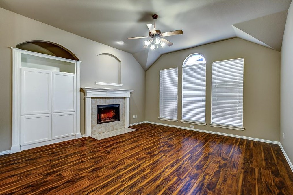 7102 Melton Dr, Rowlett, TX 75089