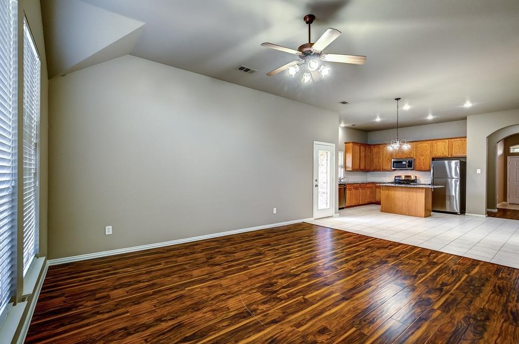 7102 Melton Dr, Rowlett TX  75089-8903 exterior